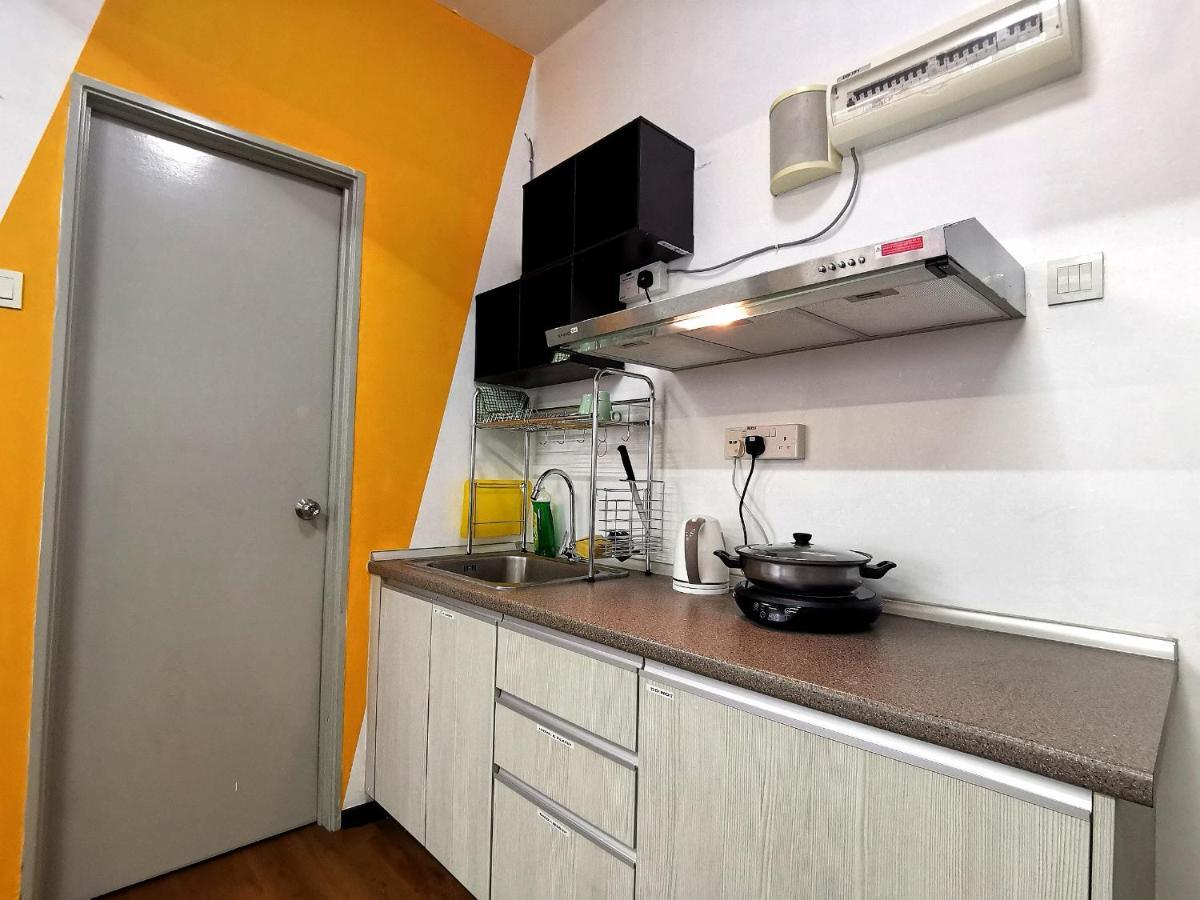 A's House I-city 1-4pax Netflix Wifi